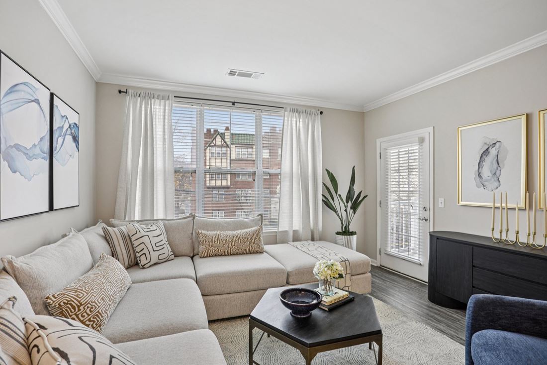 Glenview House Apartments photo